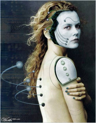 Illustration for article titled Alyson Hannigan Secretly Replaced With Robot!